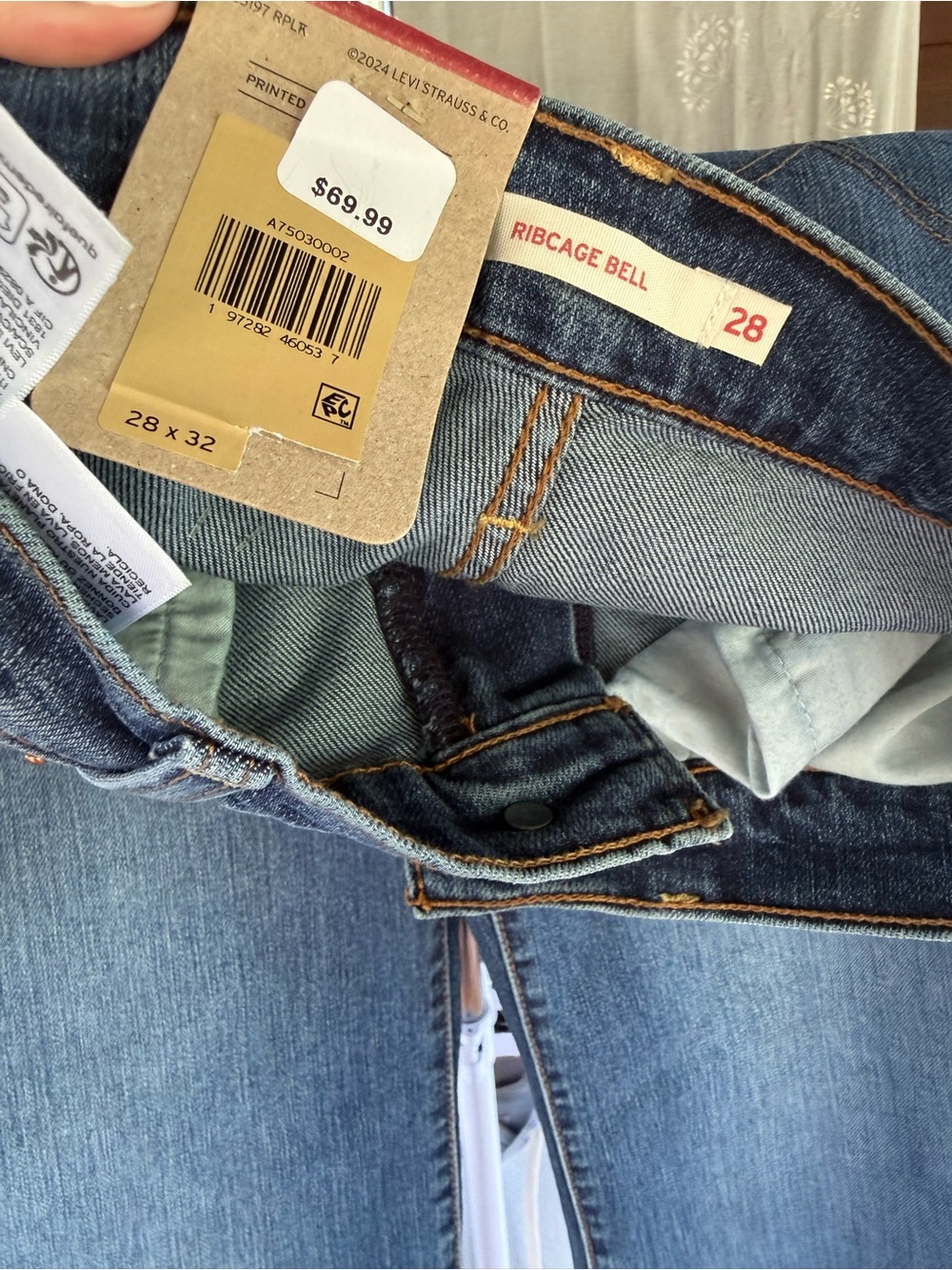 Levi's Ribcage Bell Jeans - Light Blue Wash